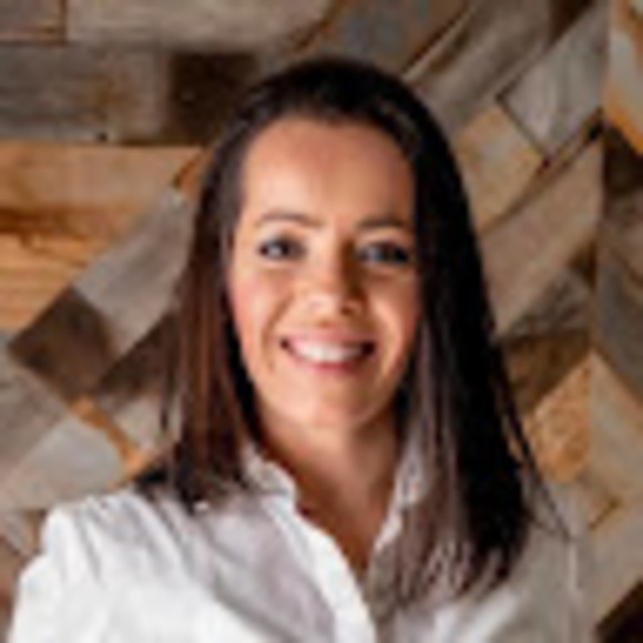 Meet the Posher Other - Meet your Posher, Rebecca